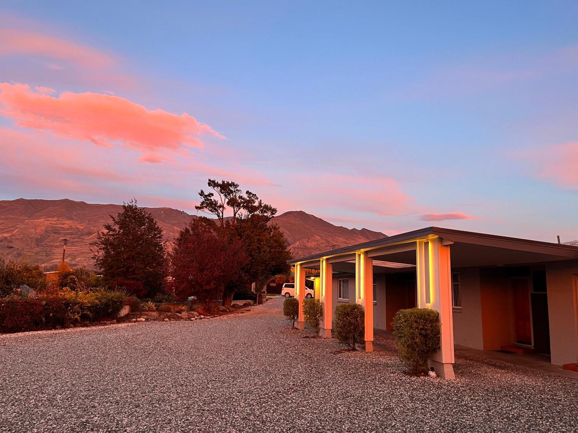 Manuka Crescent Motel Wanaka Exterior foto